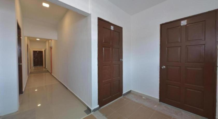 Oyo 90889 Narasindo Cottage راوانغ المظهر الخارجي الصورة